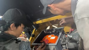 xe nâng điện